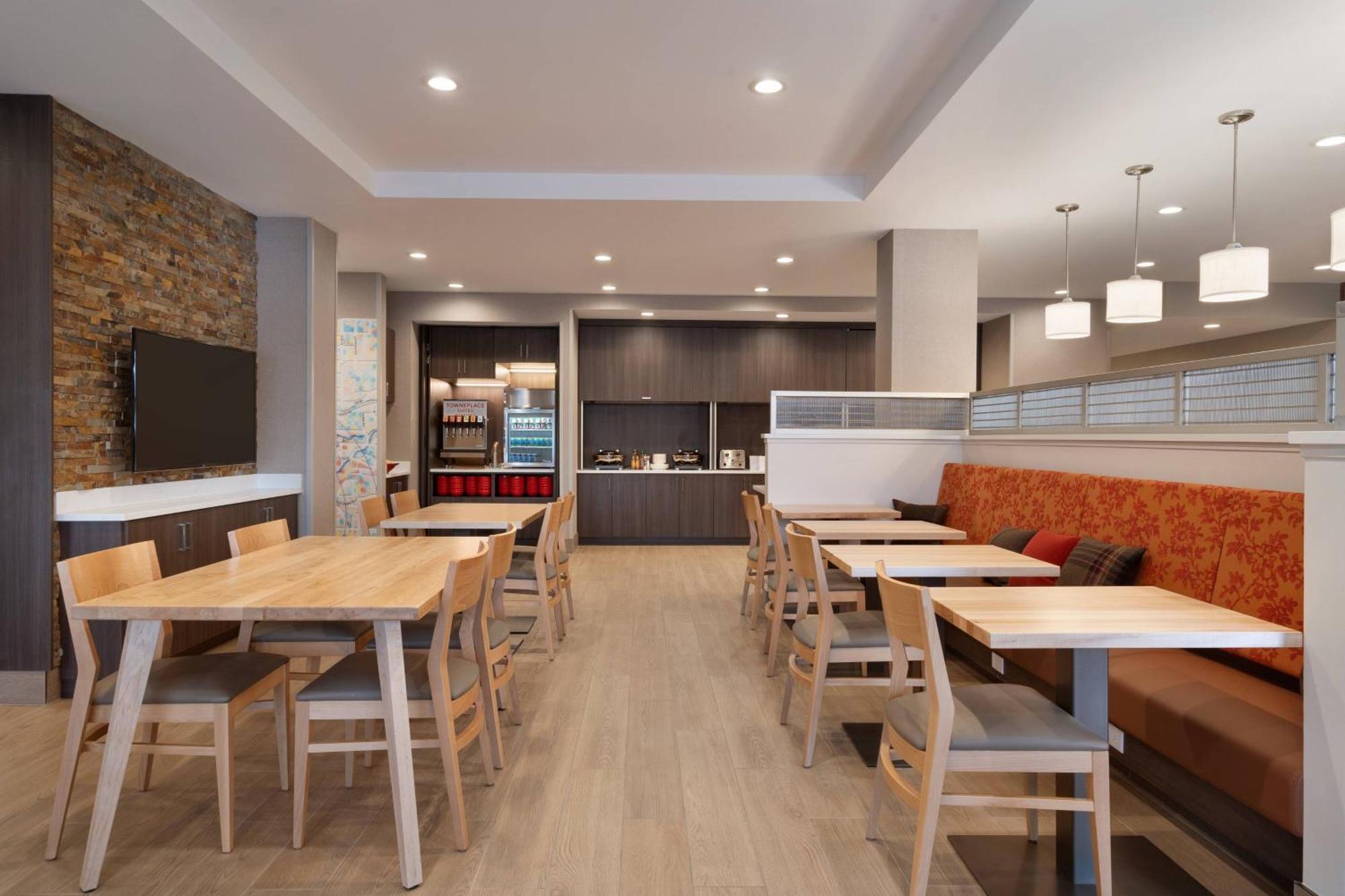 Towneplace Suites By Marriott ローガン エクステリア 写真