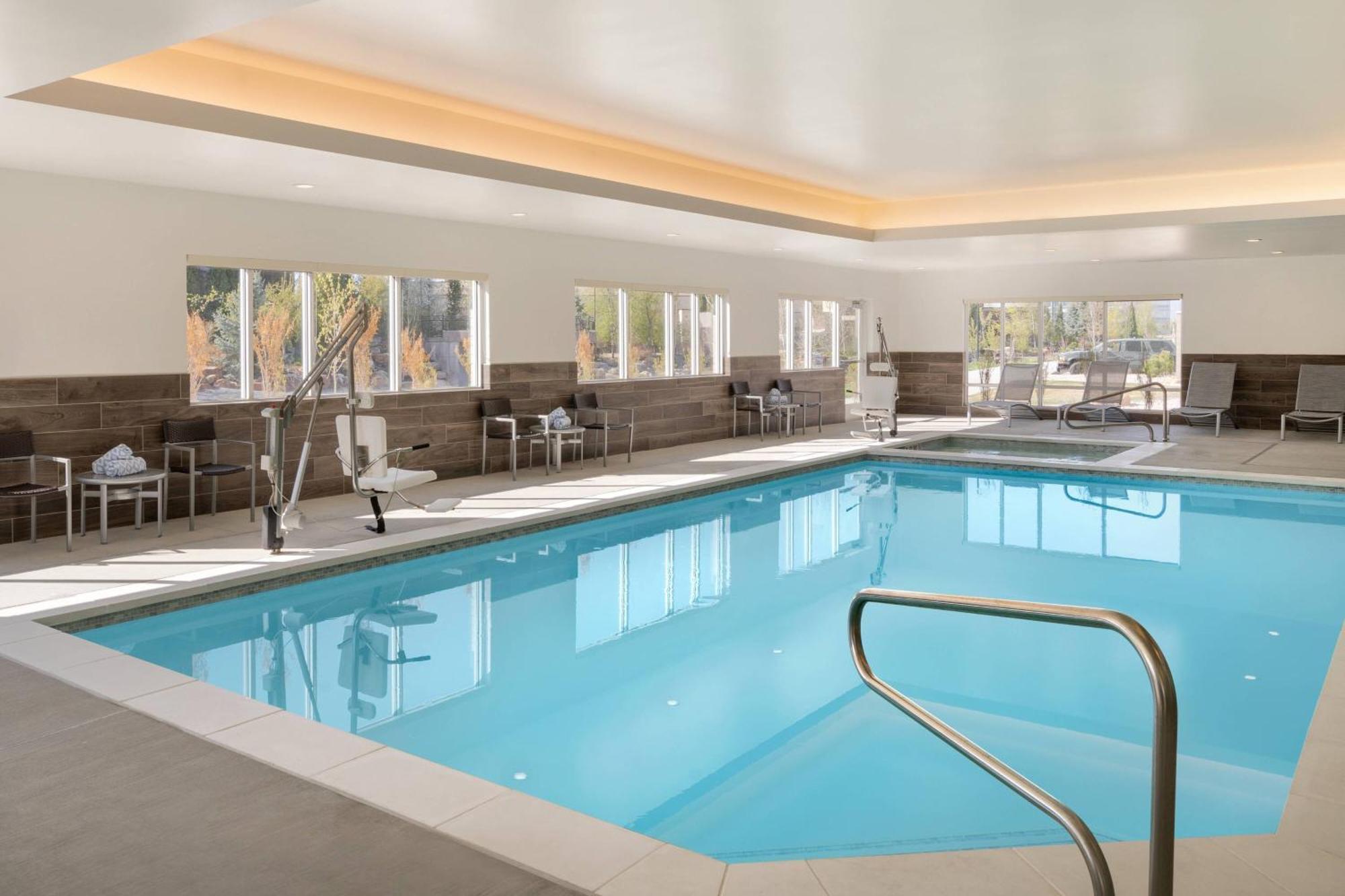Towneplace Suites By Marriott ローガン エクステリア 写真
