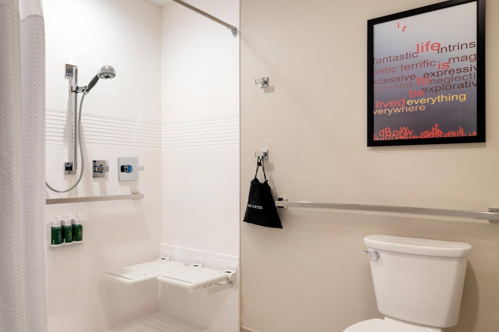 Towneplace Suites By Marriott ローガン エクステリア 写真